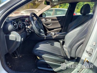 Zdjęcie 7 z 12 samochodu: 2017 MERCEDES-BENZ E 300 4MATIC VIN:WDDZF4KB1HA126729 - miniatura