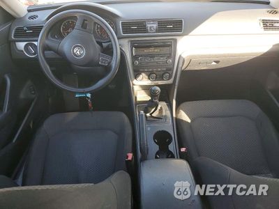 Zdjęcie 8 z 12 samochodu: 2014 VOLKSWAGEN PASSAT S VIN:1VWAH7A39EC054267 - miniatura