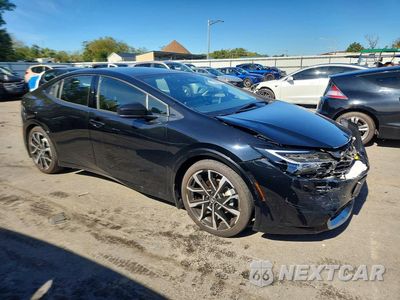 Czwarte zdjęcie samochodu z boku: 2025 TOYOTA PRIUS PLUG-IN HYBRID XSE VIN:JTDACACU0S3045215 - miniatura