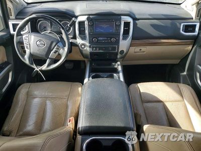 Zdjęcie 8 z 12 samochodu: 2016 NISSAN TITAN XD SL VIN:1N6BA1F2XGN506613 - miniatura