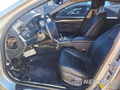 Zdjęcie 7 z 12 samochodu: 2013 BMW 528 XI VIN:WBAXH5C52DDW16130 - miniatura