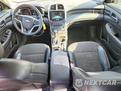 Zdjęcie 8 z 12 samochodu: 2015 CHEVROLET MALIBU 1LT VIN:1G11C5SL4FF143516 - miniatura
