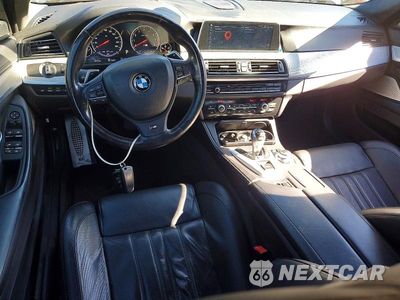Zdjęcie 8 z 12 samochodu: 2013 BMW M5 VIN:WBSFV9C51DC772527 - miniatura