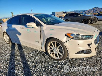 Czwarte zdjęcie samochodu z boku: 2016 FORD FUSION TITANIUM PHEV VIN:3FA6P0SU2GR193614 - miniatura