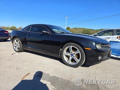 Czwarte zdjęcie samochodu z boku: 2011 CHEVROLET CAMARO LT VIN:2G1FF1ED1B9153241 - miniatura