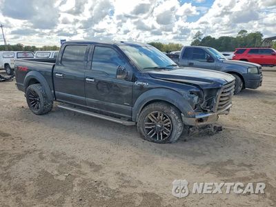 Czwarte zdjęcie samochodu z boku: 2017 FORD F150 SUPERCREW VIN:1FTEW1CPXHKD08277 - miniatura