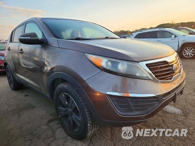 Czwarte zdjęcie samochodu z boku: 2012 KIA SPORTAGE LX VIN:KNDPB3A2XC7211065 - miniatura