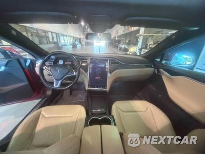Zdjęcie 9 z 11 samochodu: 2016 TESLA MODEL S VIN:5YJSA1E26GF161504 - miniatura