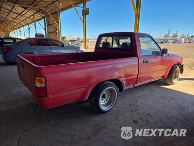 Trzecie zdjęcie samochodu z tyłu: 1989 TOYOTA PICKUP BASE VIN:JT4RN81R8K0017250 - miniatura