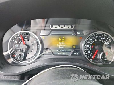 Zdjęcie 9 z 13 samochodu: 2019 RAM 1500 LARAMIE VIN:1C6SRFJT3KN504825 - miniatura