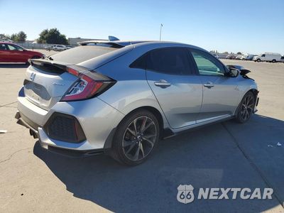 Trzecie zdjęcie samochodu z tyłu: 2018 HONDA CIVIC SPORT VIN:SHHFK7H45JU432024 - miniatura