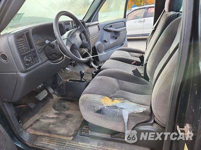 Zdjęcie 7 z 13 samochodu: 2006 GMC SIERRA K2500 HEAVY DUTY VIN:1GTHK24UX6E140624 - miniatura