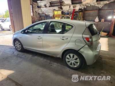 Drugie zdjęcie samochodu z przodu: 2013 TOYOTA PRIUS C ONE VIN:JTDKDTB31D1536624 - miniatura