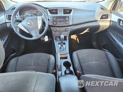Zdjęcie 8 z 12 samochodu: 2017 NISSAN SENTRA S VIN:3N1AB7AP7HY225605 - miniatura