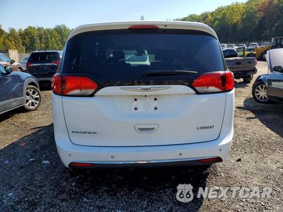 Zdjęcie 6 z 13 samochodu: 2019 CHRYSLER PACIFICA TOURING PLUS VIN:2C4RC1FGXKR738261 - miniatura