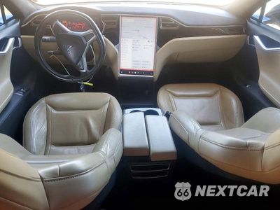 Zdjęcie 8 z 13 samochodu: 2015 TESLA MODEL S VIN:5YJSA1E23FF106877 - miniatura