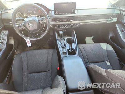 Zdjęcie 8 z 12 samochodu: 2025 HONDA ACCORD SE VIN:1HGCY1F45SA072803 - miniatura