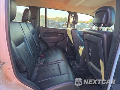 Zdjęcie 10 z 12 samochodu: 2012 JEEP LIBERTY SPORT VIN:1C4PJMAKXCW175778 - miniatura
