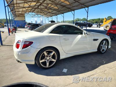 Trzecie zdjęcie samochodu z tyłu: 2013 MERCEDES-BENZ SLK 350 VIN:WDDPK5HA3DF053688 - miniatura