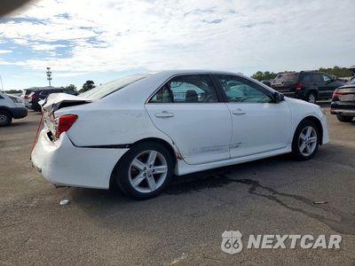 Trzecie zdjęcie samochodu z tyłu: 2014 TOYOTA CAMRY SE VIN:4T1BF1FK5EU393513 - miniatura