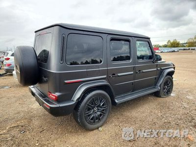 Trzecie zdjęcie samochodu z tyłu: 2025 MERCEDES-BENZ G 550 VIN:W1NWH1AB9SX013535 - miniatura