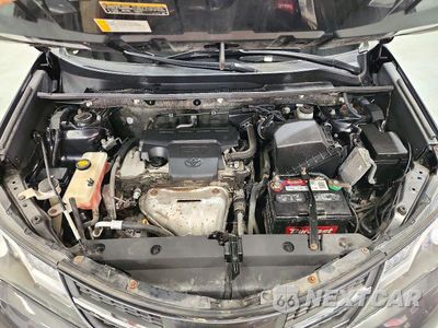 Zdjęcie 12 z 13 samochodu: 2013 TOYOTA RAV4 XLE VIN:JTMRFREV8DD014127 - miniatura
