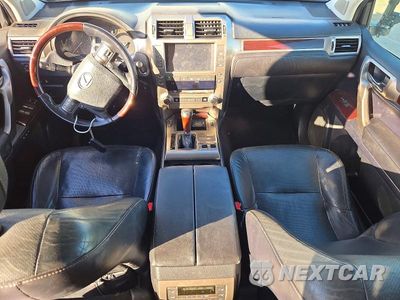 Zdjęcie 8 z 13 samochodu: 2017 LEXUS GX 460 VIN:JTJBM7FX5H5154080 - miniatura