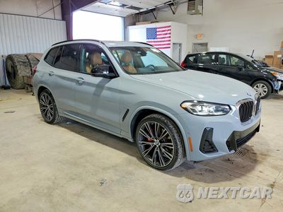 Czwarte zdjęcie samochodu z boku: 2024 BMW X3 M40I VIN:5UX83DP06R9T43538 - miniatura