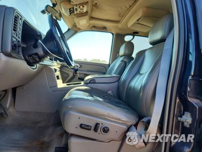 Zdjęcie 7 z 13 samochodu: 2005 CHEVROLET TAHOE VIN:1GNEK13T05J146841 - miniatura