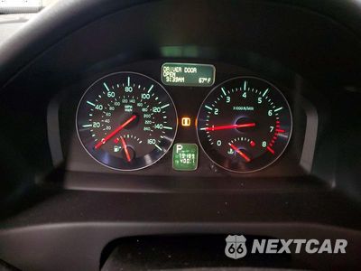 Zdjęcie 9 z 12 samochodu: 2011 VOLVO C30 T5 VIN:YV1672MK5B2245598 - miniatura