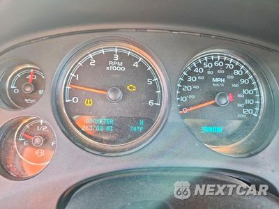 Zdjęcie 9 z 13 samochodu: 2013 CHEVROLET SUBURBAN K1500 LTZ VIN:1GNSKKE79DR100739 - miniatura