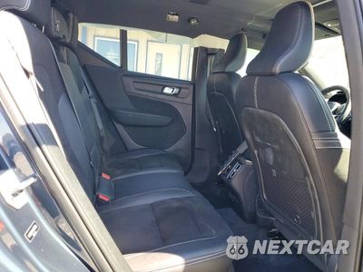 Zdjęcie 11 z 13 samochodu: 2022 VOLVO XC40 T5 R-DESIGN VIN:YV4162UM4N2656691 - miniatura