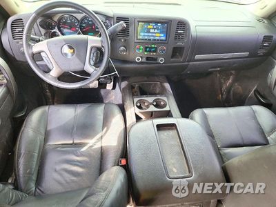 Zdjęcie 8 z 12 samochodu: 2011 CHEVROLET SILVERADO K1500 LT VIN:3GCPKSE36BG186892 - miniatura