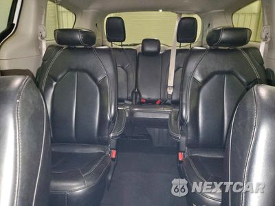 Zdjęcie 10 z 14 samochodu: 2020 CHRYSLER VOYAGER LXI VIN:2C4RC1DG5LR261100 - miniatura