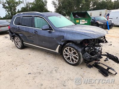Czwarte zdjęcie samochodu z boku: 2021 BMW X7 XDRIVE40I VIN:5UXCW2C02M9H27355 - miniatura