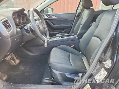 Zdjęcie 7 z 12 samochodu: 2018 MAZDA 3 SPORT VIN:3MZBN1K73JM222943 - miniatura