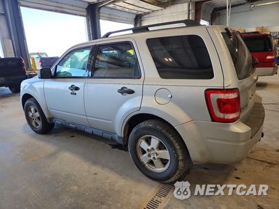 Drugie zdjęcie samochodu z przodu: 2010 FORD ESCAPE XLT VIN:1FMCU9DG1AKB88462 - miniatura