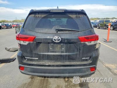Zdjęcie 6 z 13 samochodu: 2018 TOYOTA HIGHLANDER SE VIN:5TDJZRFH6JS540656 - miniatura
