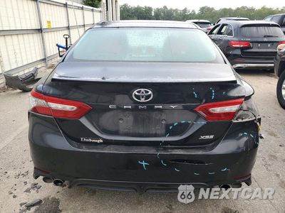 Zdjęcie 6 z 12 samochodu: 2018 TOYOTA CAMRY XSE VIN:4T1B61HK3JU135692 - miniatura