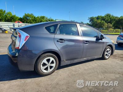 Trzecie zdjęcie samochodu z tyłu: 2013 TOYOTA PRIUS TWO VIN:JTDKN3DUXD1654237 - miniatura