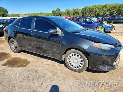 Czwarte zdjęcie samochodu z boku: 2018 TOYOTA COROLLA L VIN:5YFBURHE2JP842010 - miniatura
