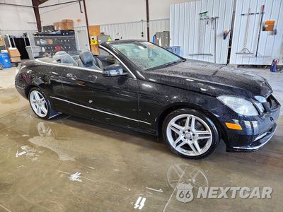 Czwarte zdjęcie samochodu z boku: 2013 MERCEDES-BENZ E 350 VIN:WDDKK5KFXDF218215 - miniatura