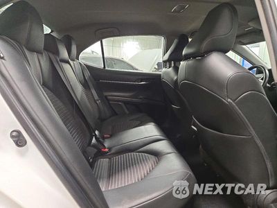 Zdjęcie 6 z 7 samochodu: 2022 TOYOTA CAMRY HYBRID SE VIN:4T1G31AK2NU599751 - miniatura