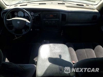 Zdjęcie 8 z 12 samochodu: 2004 DODGE RAM 3500 ST VIN:3D7LU38C24G114431 - miniatura