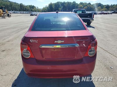 Zdjęcie 6 z 12 samochodu: 2015 CHEVROLET SONIC LT VIN:1G1JC5SGXF4135371 - miniatura