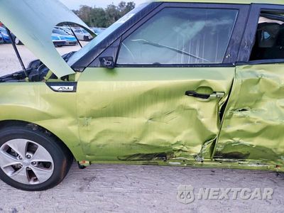 Zdjęcie 7 z 13 samochodu: 2016 KIA SOUL BASE VIN:KNDJN2A23G7845623 - miniatura