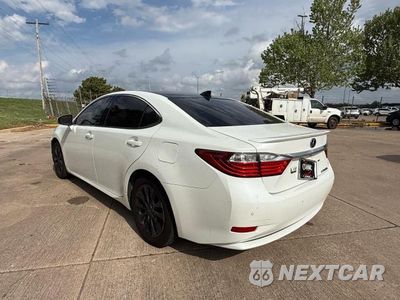 Trzecie zdjęcie samochodu z tyłu: 2015 LEXUS ES 300H VIN:JTHBW1GG7F2080991 - miniatura