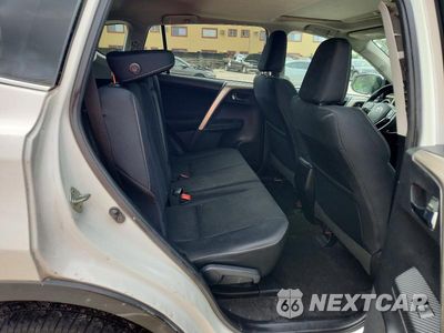Zdjęcie 11 z 13 samochodu: 2015 TOYOTA RAV4 XLE VIN:2T3RFREV8FW353606 - miniatura