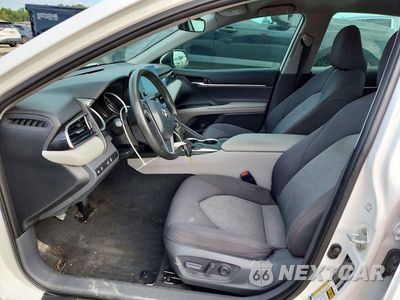 Zdjęcie 7 z 12 samochodu: 2021 TOYOTA CAMRY LE VIN:4T1C11AK1MU544470 - miniatura