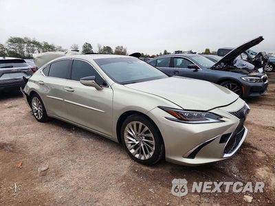 Czwarte zdjęcie samochodu z boku: 2019 LEXUS ES 300H VIN:JTHB21B18K2037978 - miniatura